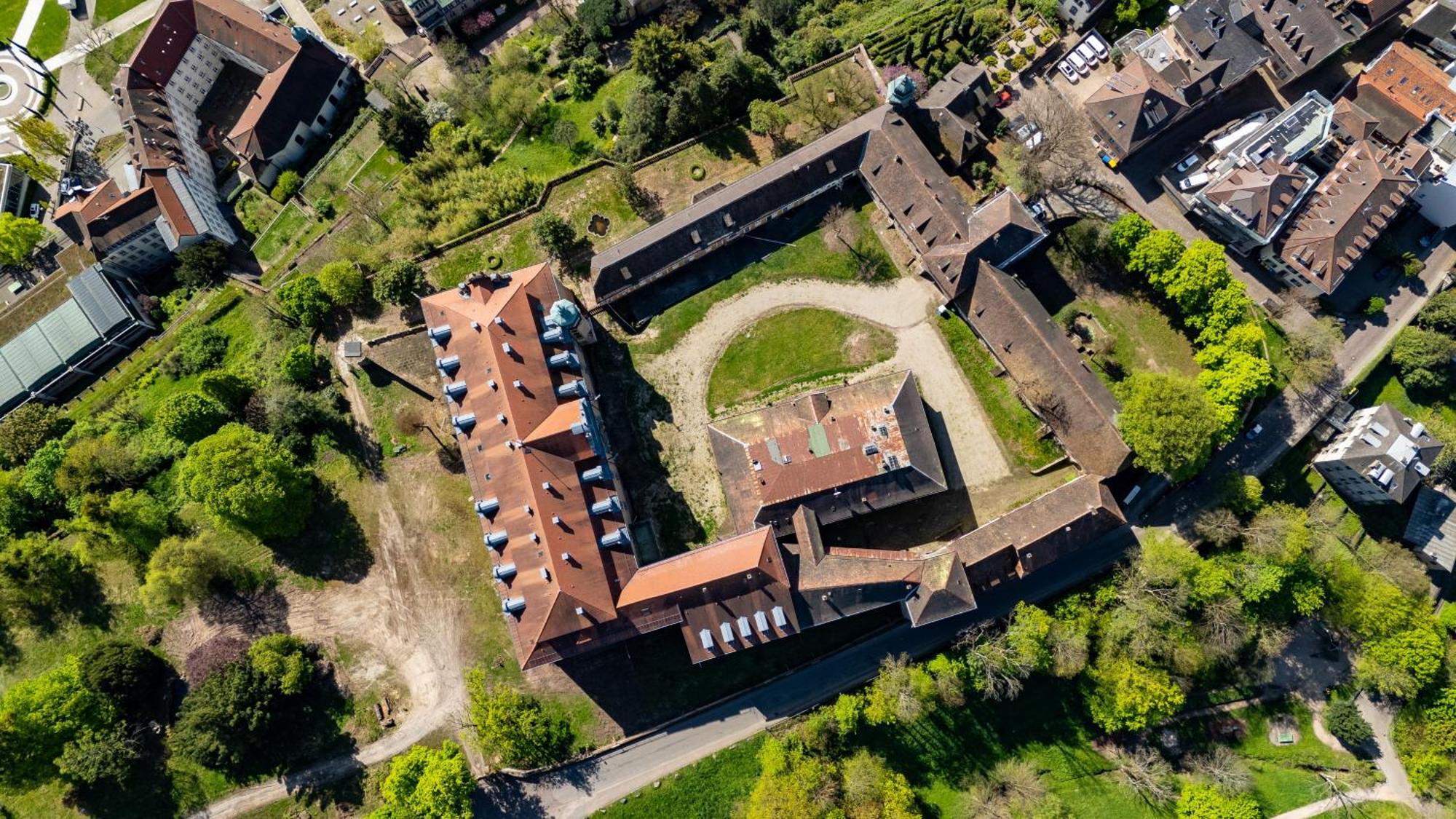 Stadtblick Vom Herrengut Баден-Баден Экстерьер фото